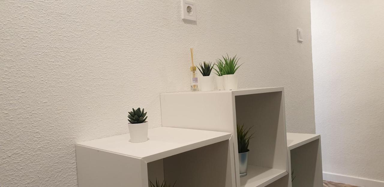 Apartamento Nana - Wifi Y Netflix Apartment Валадоид Екстериор снимка