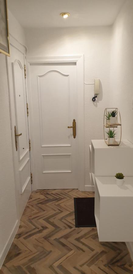 Apartamento Nana - Wifi Y Netflix Apartment Валадоид Екстериор снимка